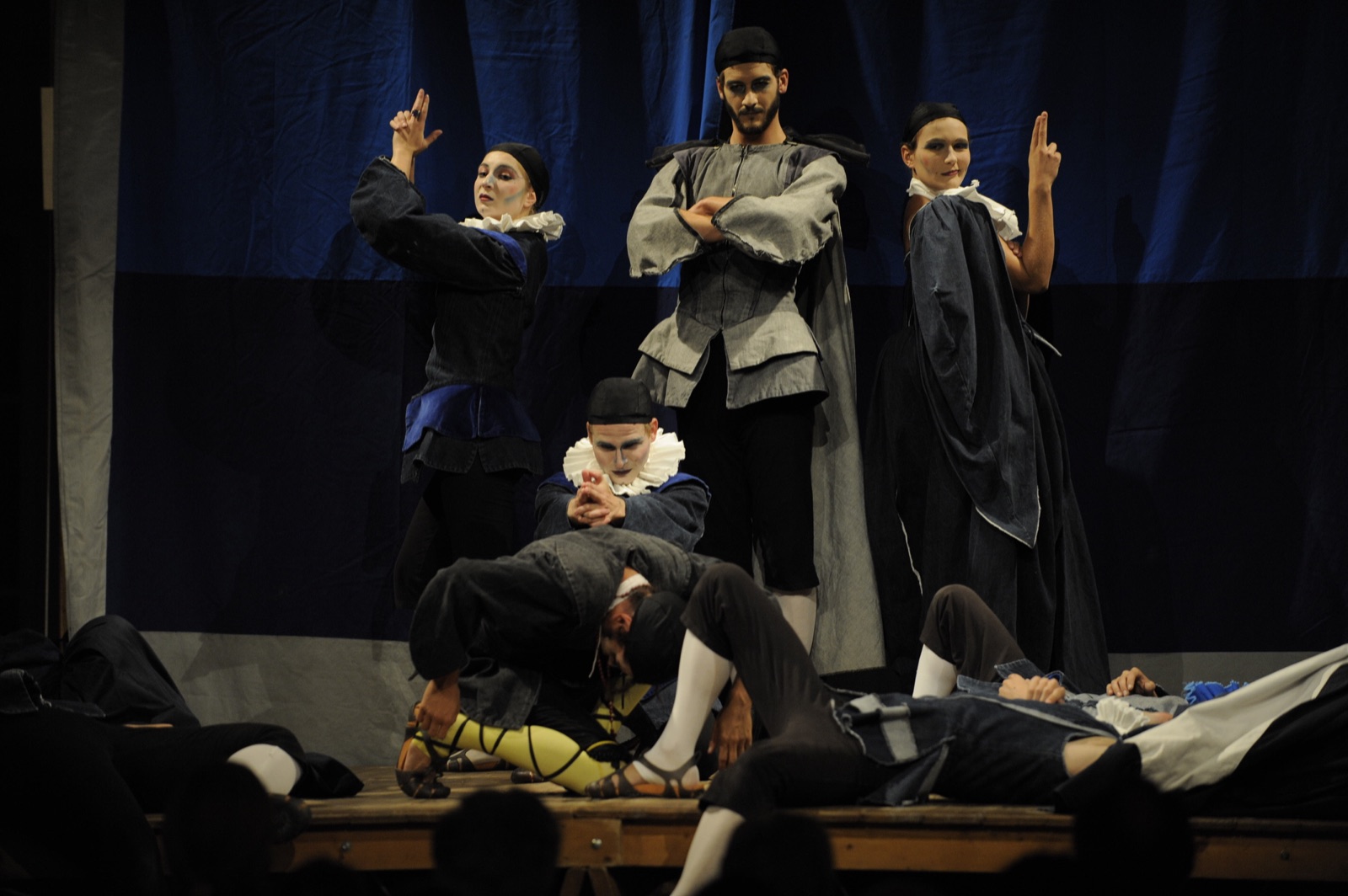 La Nuit des rois — scène de troupe
