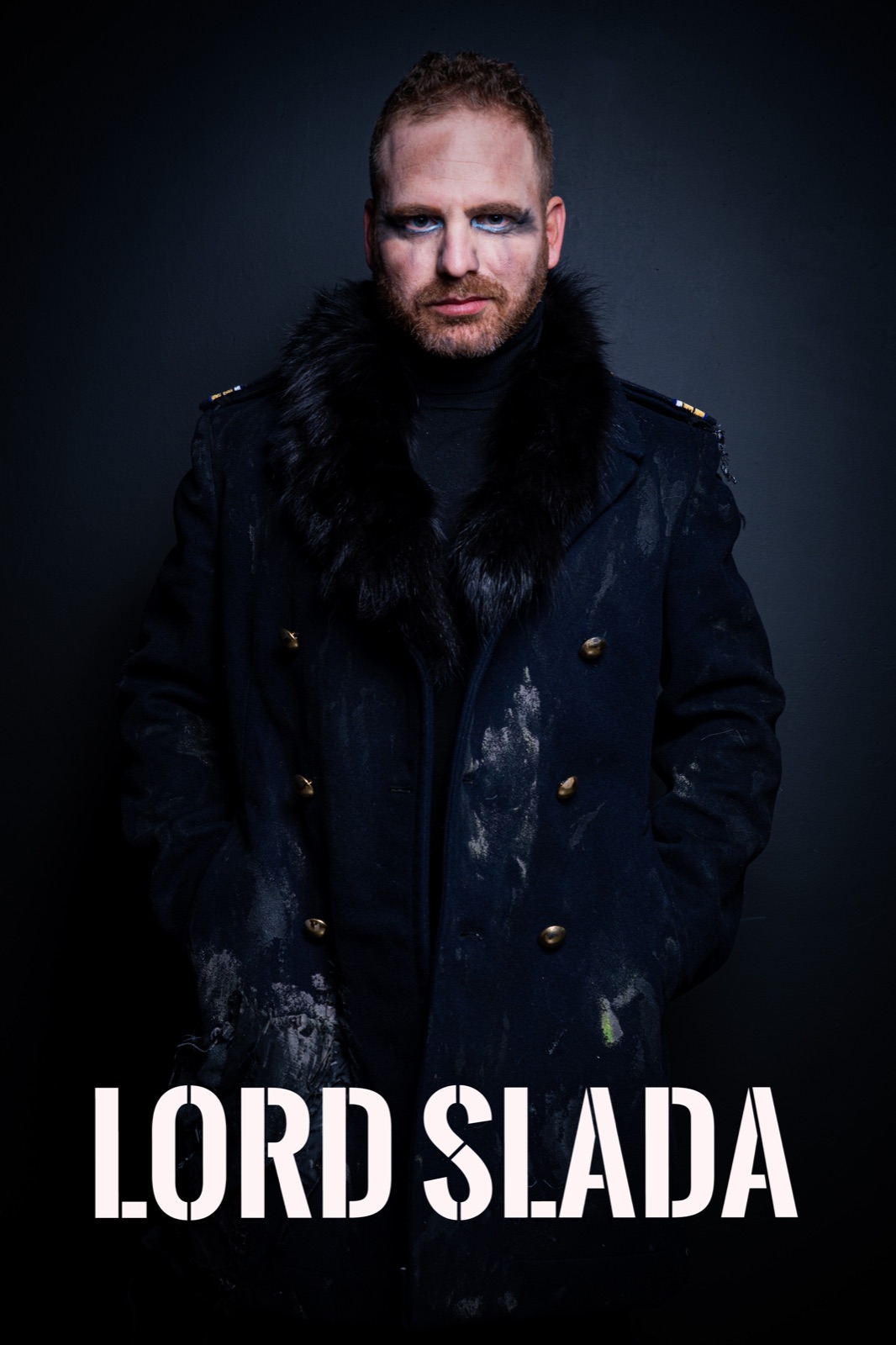 Lord Slada — portrait en costume